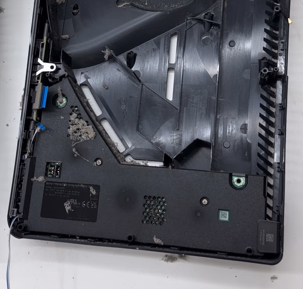 PS5 piept en gaat niet aan — FixMyTech Rotterdam